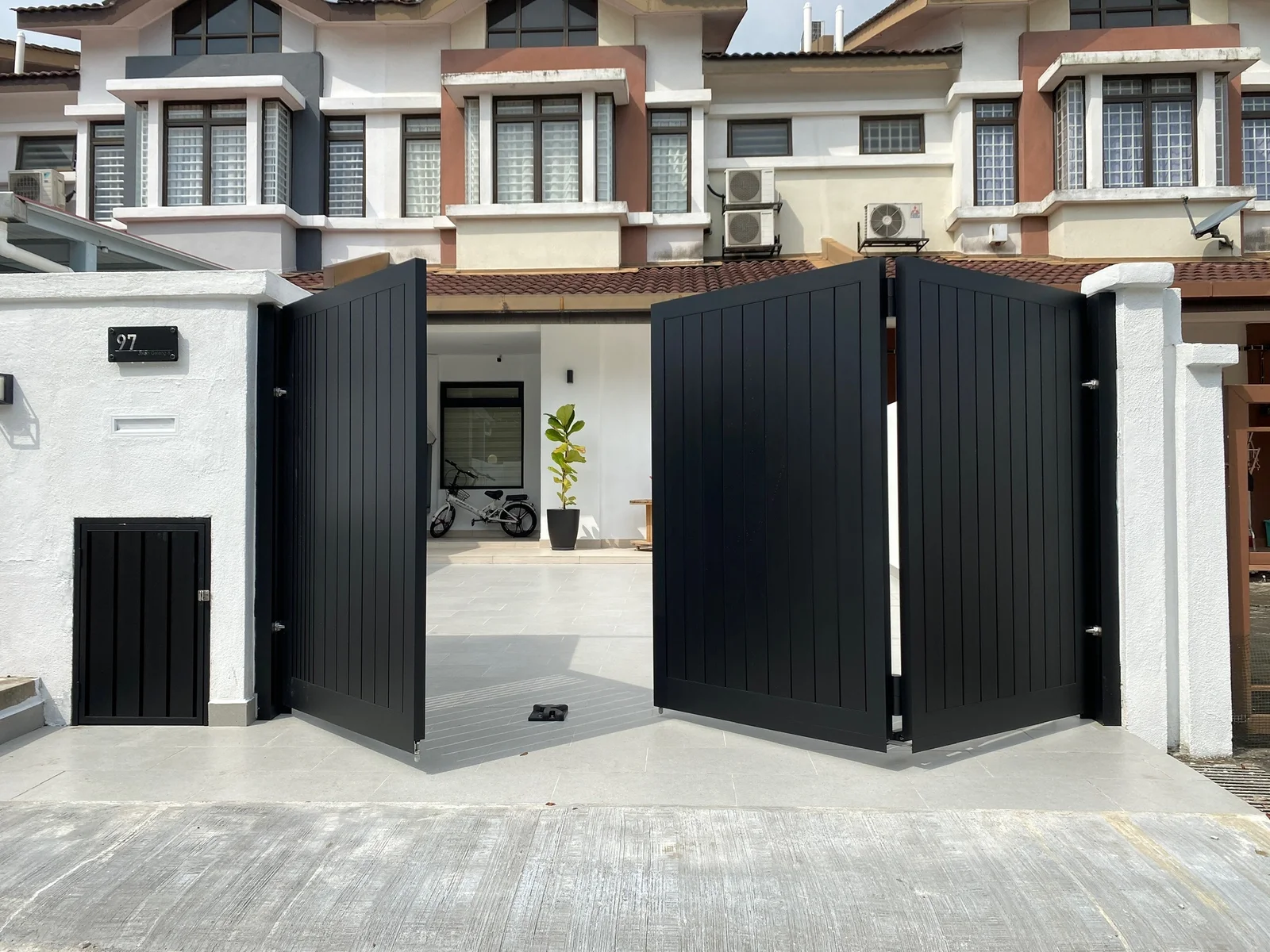 Standard-Collection-Gate-Design-6